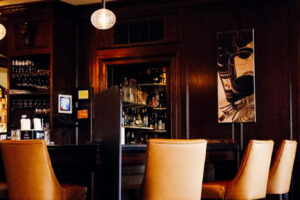 best bar scene near me